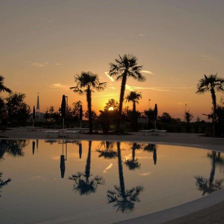 Villaggio Laguna Blu Каорле Экстерьер фото