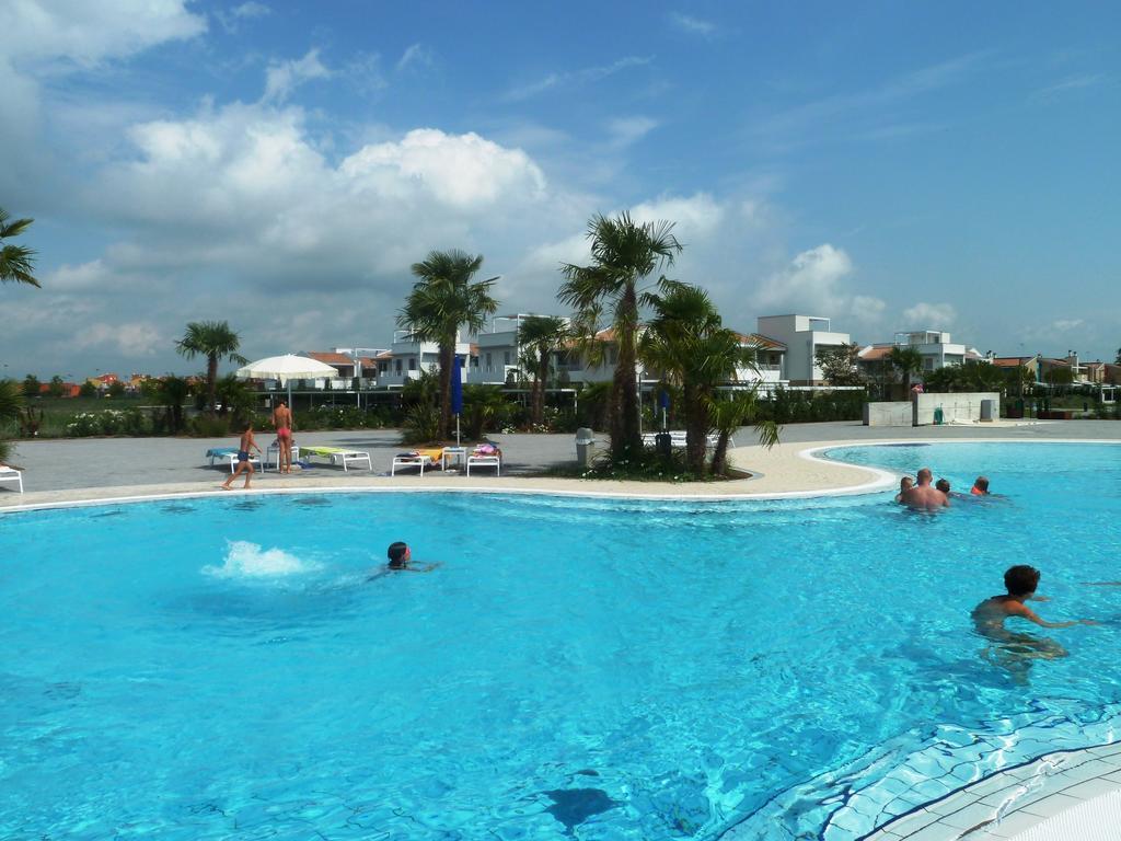 Villaggio Laguna Blu Каорле Экстерьер фото